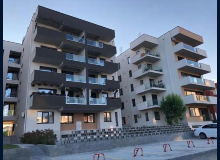Emi Apartment Mamaia Navodari Ngoại thất bức ảnh