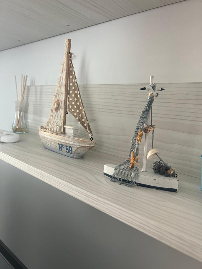 Emi Apartment Mamaia Navodari Ngoại thất bức ảnh