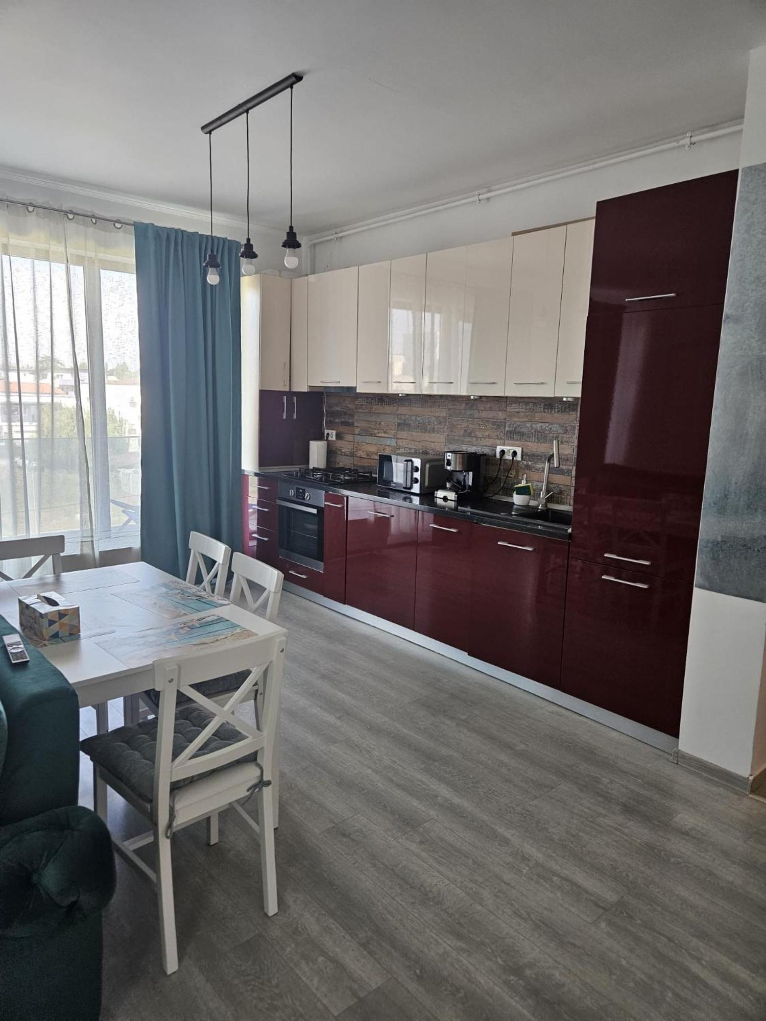 Emi Apartment Mamaia Navodari Ngoại thất bức ảnh